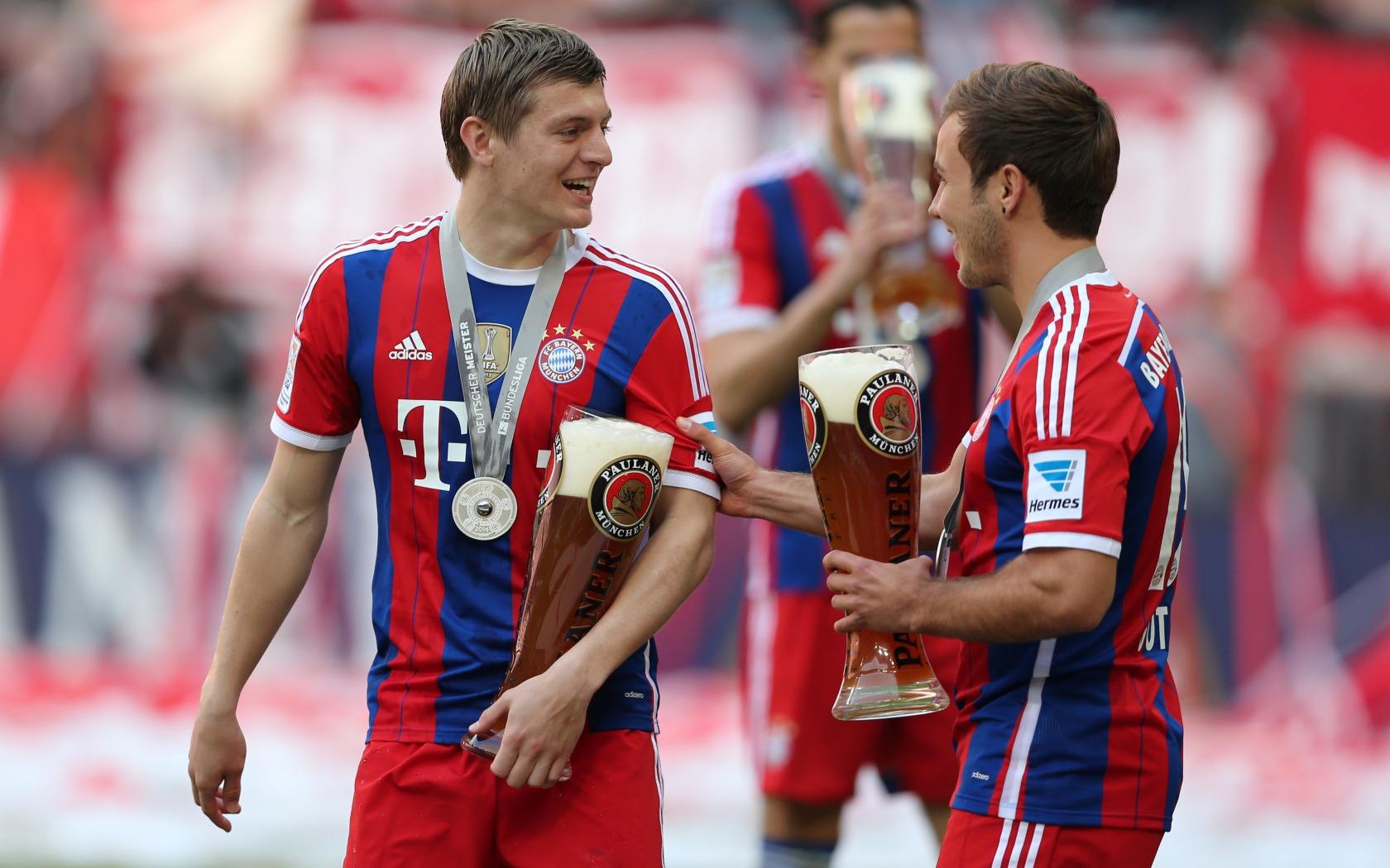 瓜帅：梅西、莱万和哈兰德都是进球机器，很荣幸执教过他们