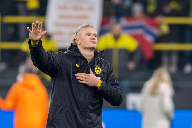 TA：巴萨防守存在问题，但弗里克无意放弃高位防线的战术