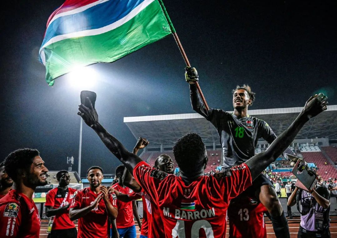 约罗：差点赢得点球？我想展现盘带，踢球就是为了这个