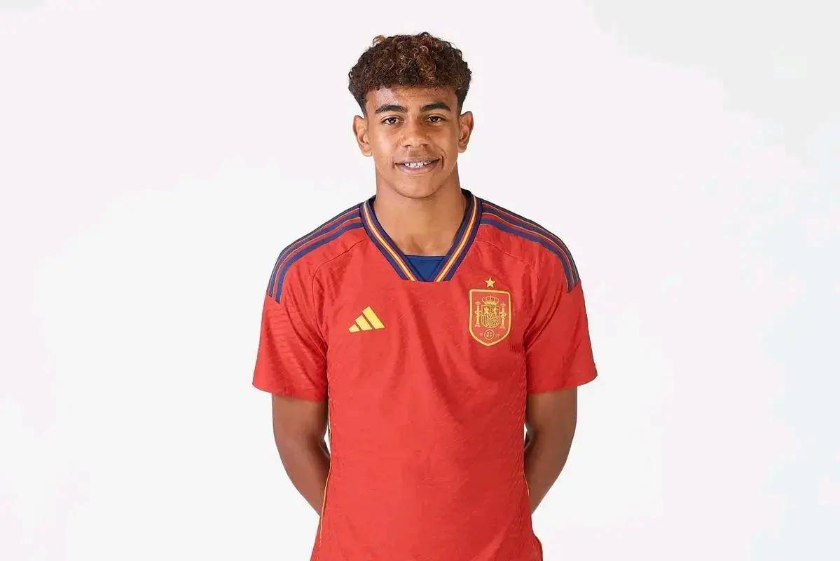 阿德耶米进球后做“安静点”手势，科瓦奇：为他的进球高兴